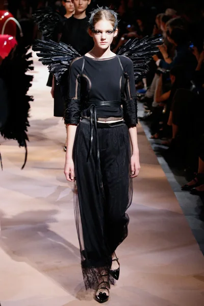 Look 45